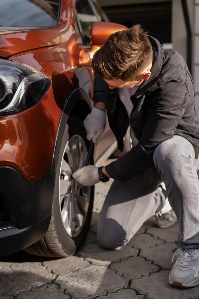 1-close-up-car-care-process