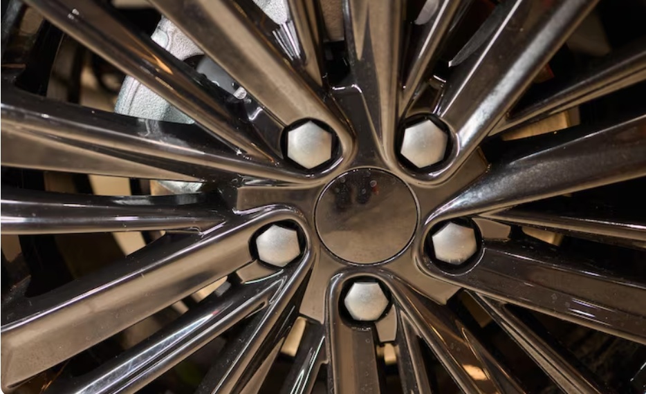 How to Choose the Right Alloy Wheels for Your Car?插图1