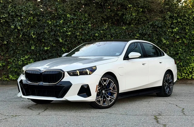 A Vesteon Guide: Transform Your BMW with Premium Alloy Wheels插图 Lighter Vesteon wheels improve BMW acceleration handling and braking efficiency